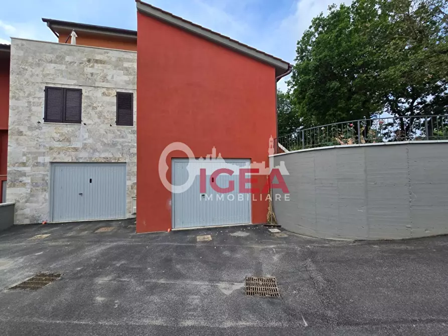 Immagine 5 di Villetta a schiera in vendita  a Colle Di Val D'elsa