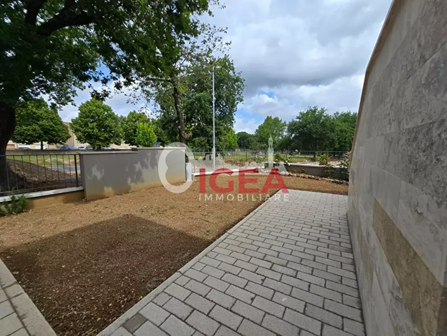 Immagine 3 di Villetta a schiera in vendita  a Colle Di Val D'elsa