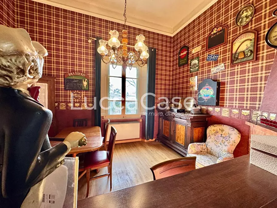 Immagine 40 di Villa in vendita  a Lucca