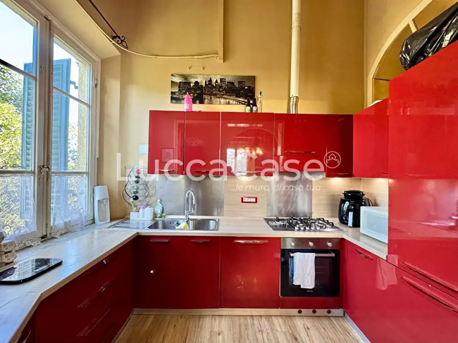 Immagine 42 di Villa in vendita  a Lucca