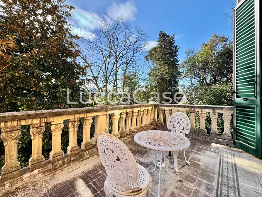 Immagine 25 di Villa in vendita  a Lucca