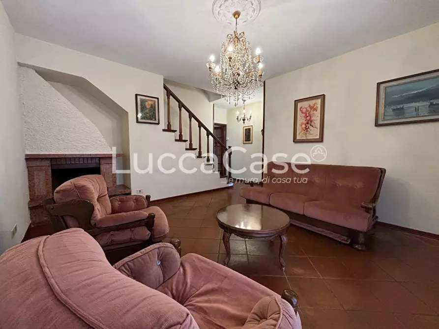 Immagine 4 di Villetta a schiera in affitto  a Capannori