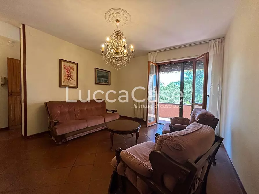 Immagine 2 di Villetta a schiera in affitto  a Capannori