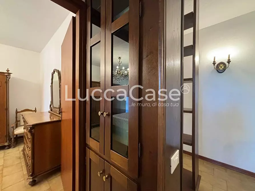 Immagine 14 di Villetta a schiera in affitto  a Capannori