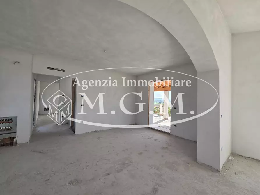 Immagine 8 di Villa in vendita  a Santa Maria A Monte