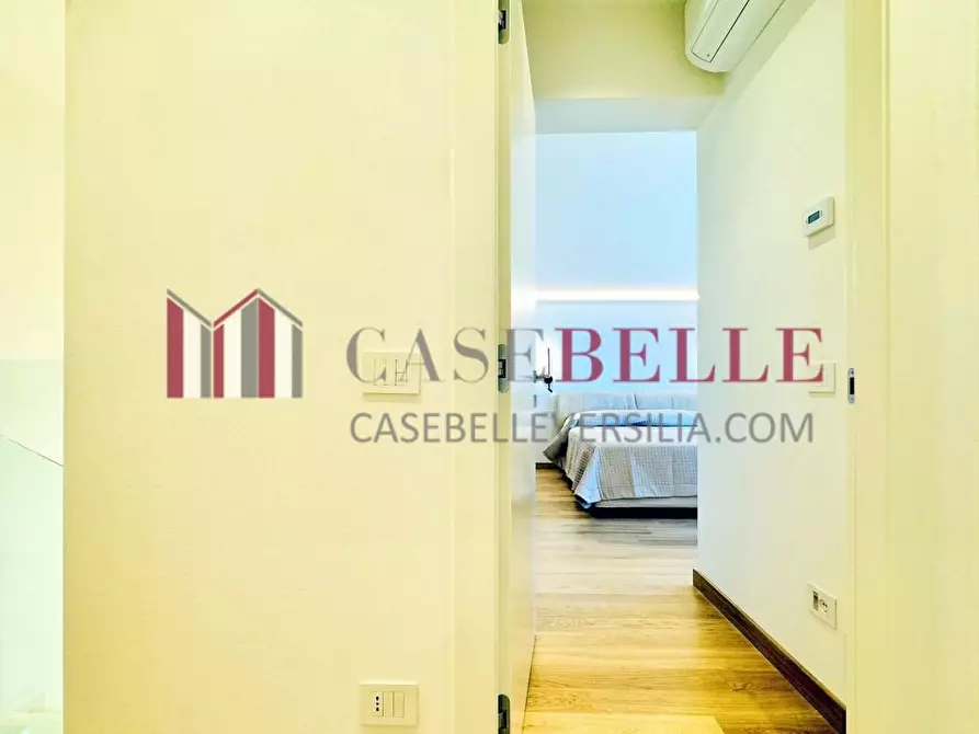 Immagine 41 di Villa in vendita  a Pietrasanta