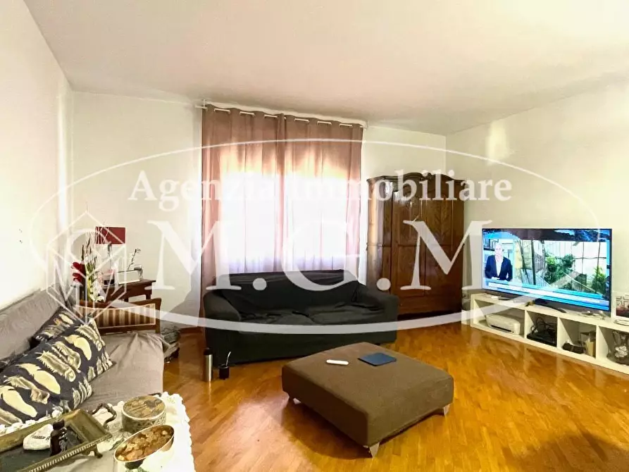 Immagine 3 di Appartamento in vendita  a Pontedera