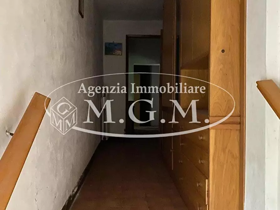 Immagine 26 di Casa colonica in vendita  a Palaia