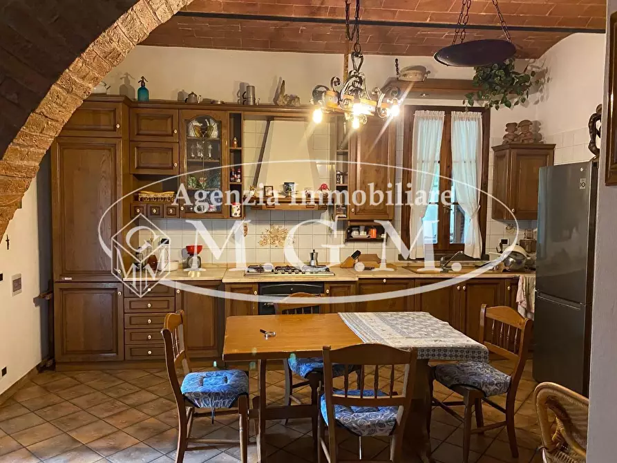 Immagine 22 di Casa colonica in vendita  a Palaia