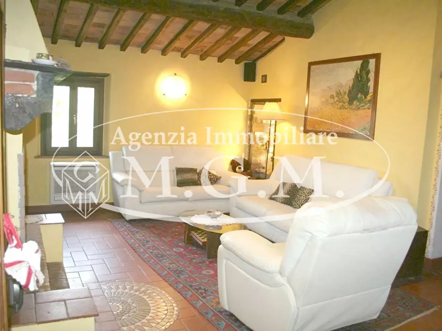 Immagine 13 di Casa semindipendente in vendita  a Pontedera