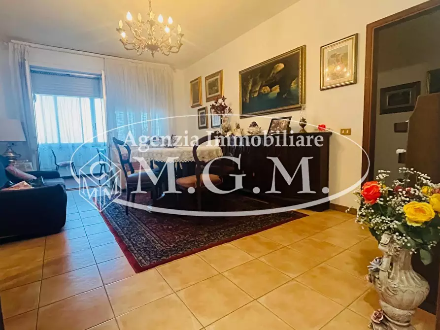 Immagine 3 di Appartamento in affitto  a Cascina