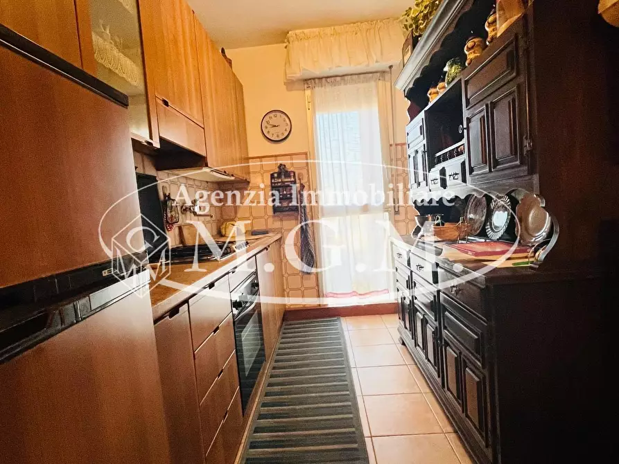 Immagine 9 di Appartamento in affitto  a Cascina