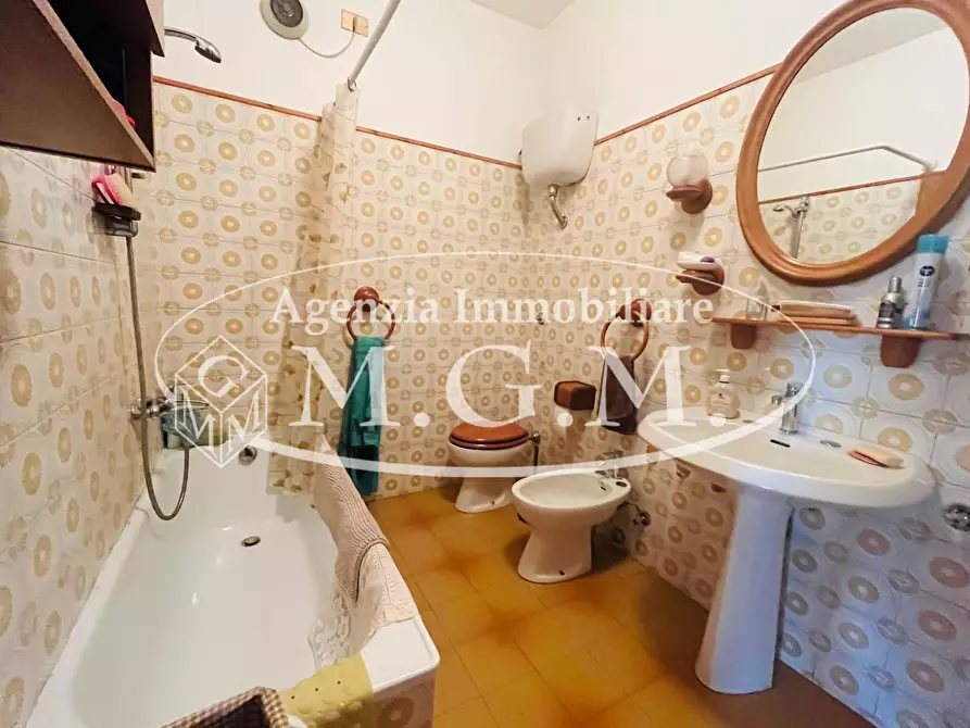 Immagine 23 di Appartamento in affitto  a Cascina