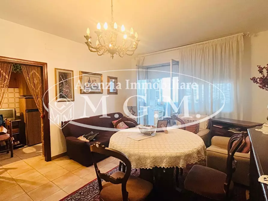 Immagine 1 di Appartamento in affitto  a Cascina