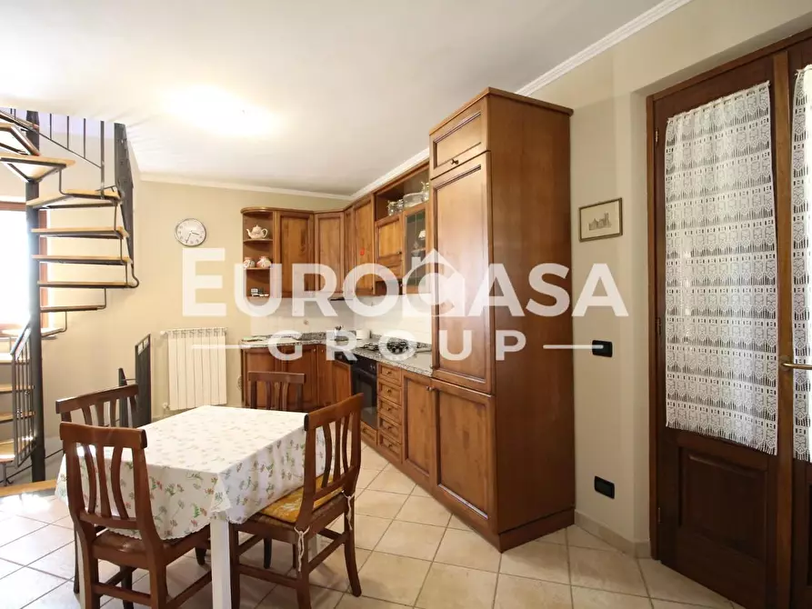 Immagine 35 di Villa in vendita  a Lucca