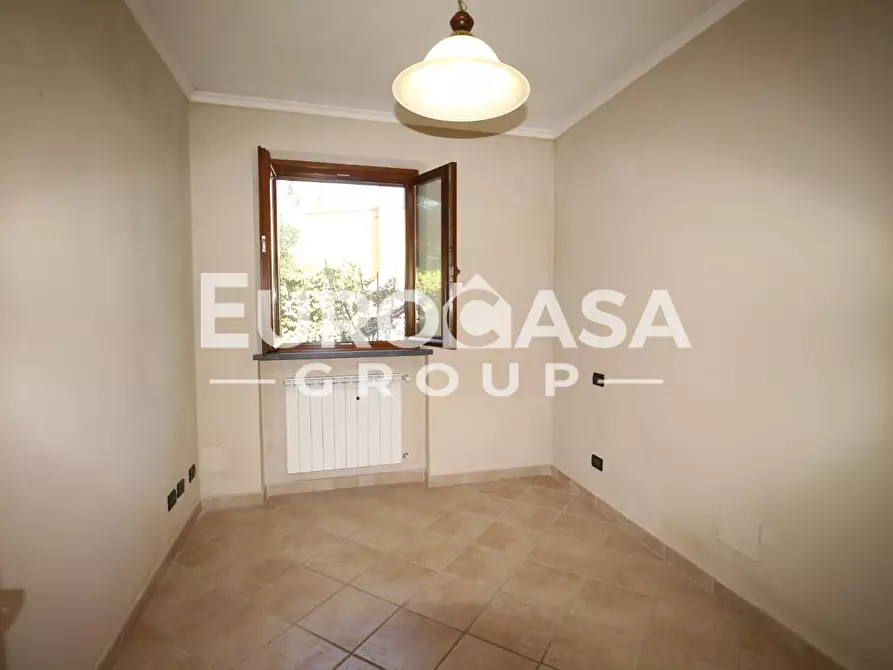 Immagine 6 di Villa in vendita  a Lucca