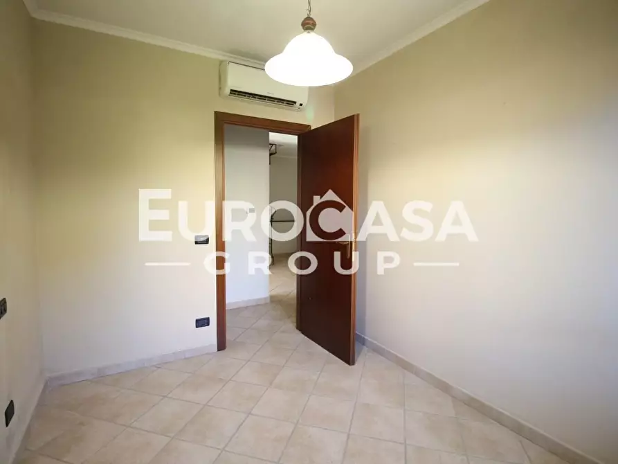 Immagine 8 di Villa in vendita  a Lucca