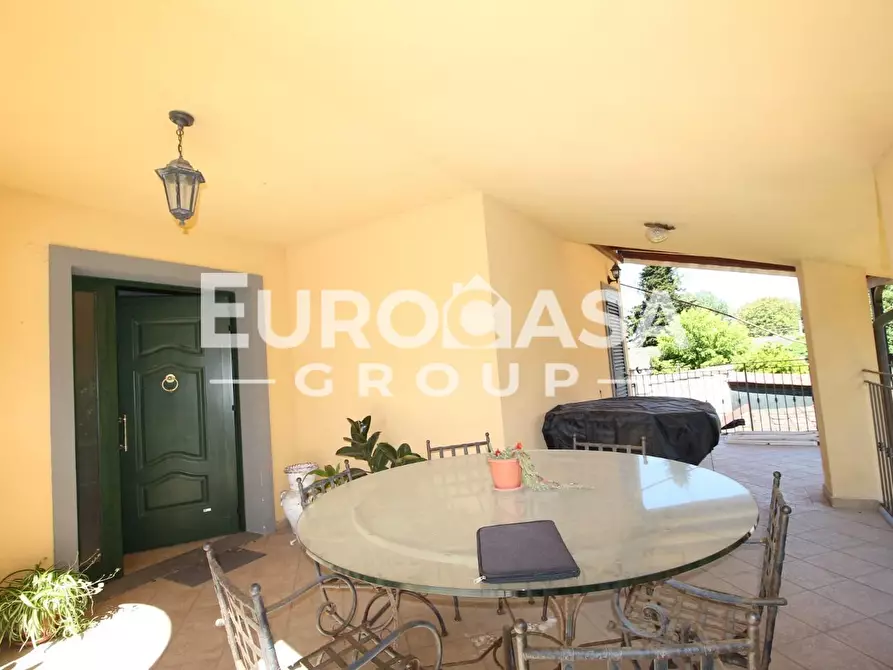 Immagine 28 di Villa in vendita  a Lucca