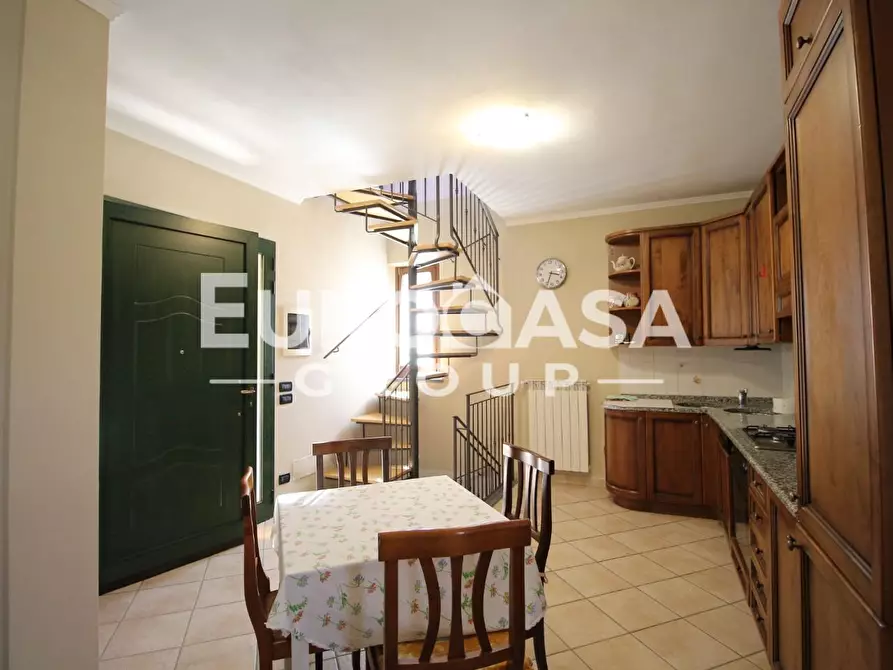 Immagine 34 di Villa in vendita  a Lucca