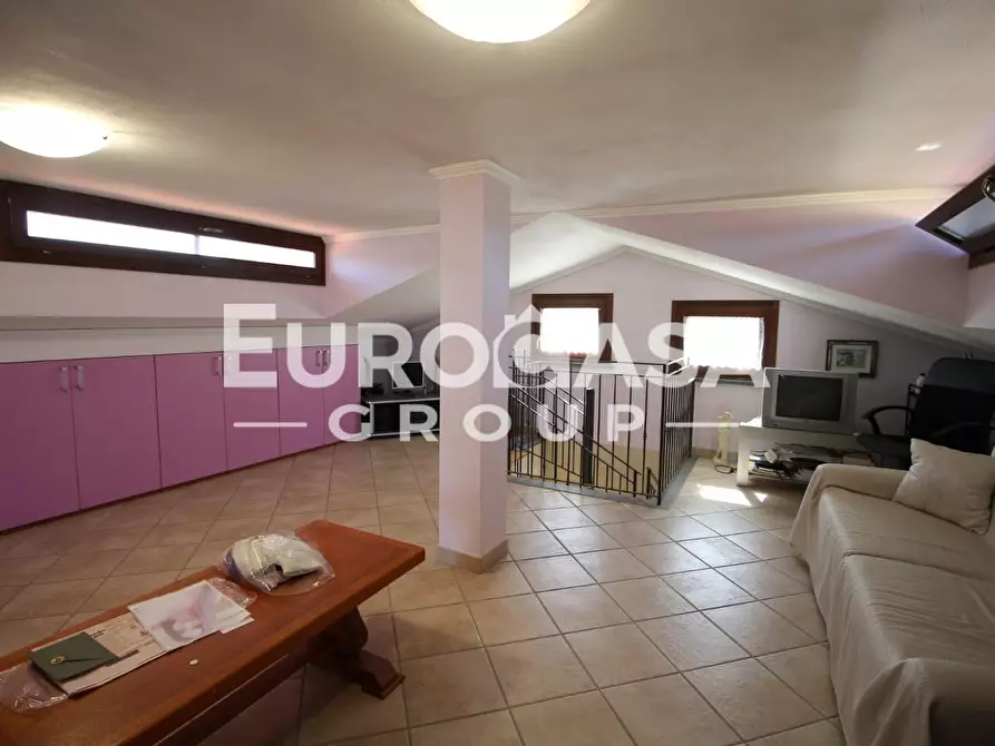 Immagine 55 di Villa in vendita  a Lucca