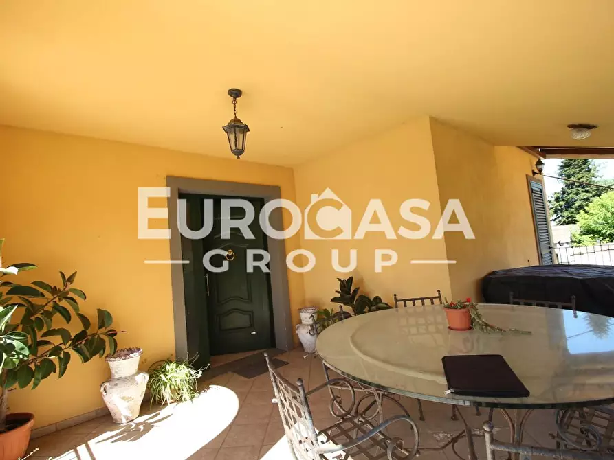 Immagine 26 di Villa in vendita  a Lucca