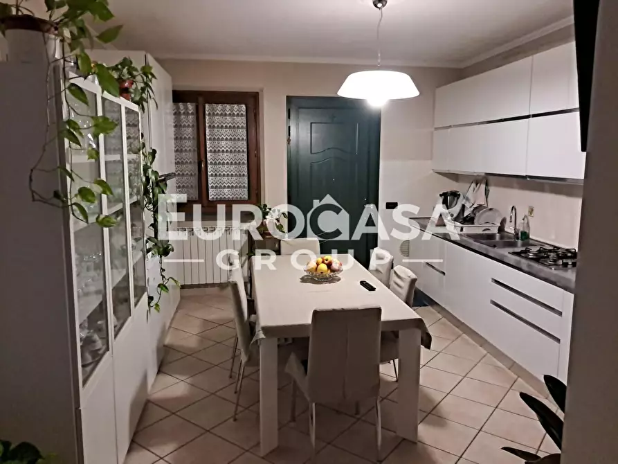 Immagine 61 di Villa in vendita  a Lucca