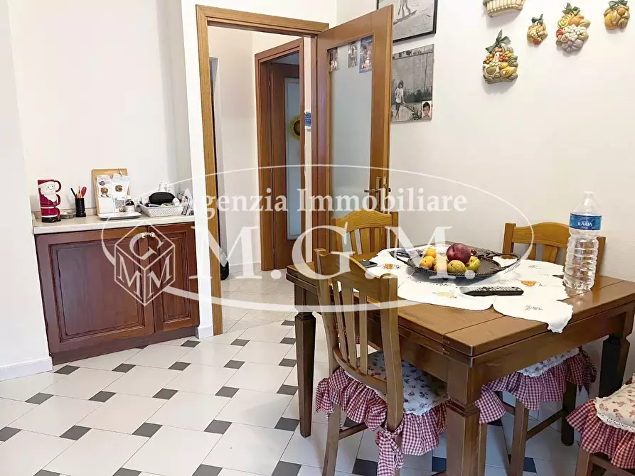 Immagine 4 di Appartamento in vendita  a Pontedera