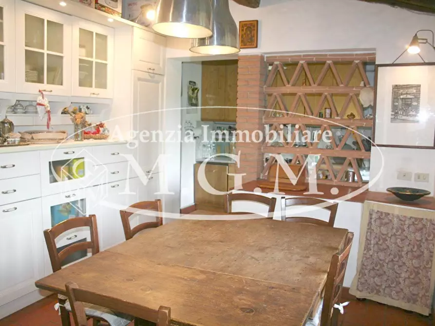 Immagine 15 di Casa semindipendente in vendita  a Pontedera