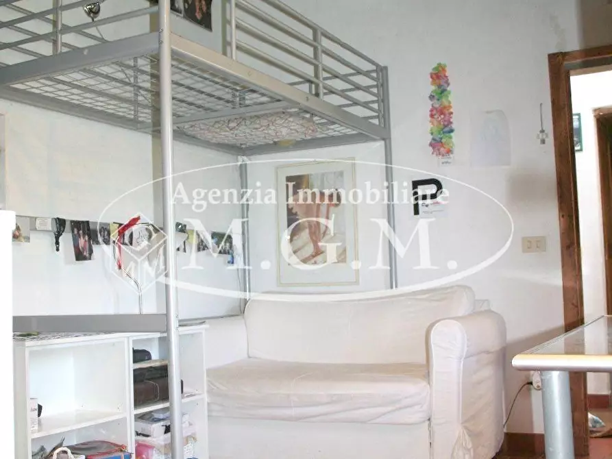 Immagine 32 di Casa semindipendente in vendita  a Pontedera