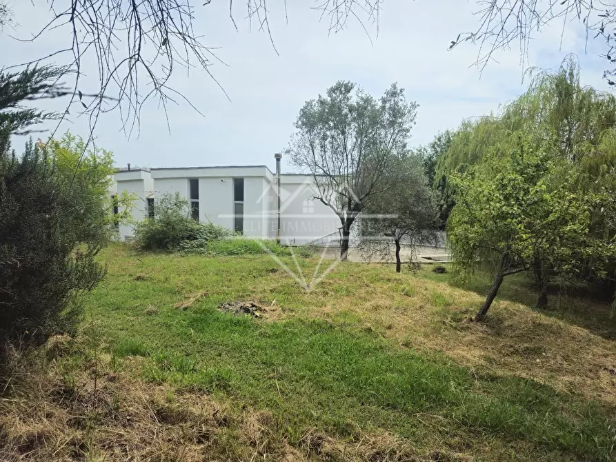 Immagine 61 di Casa indipendente in vendita  a Carrara