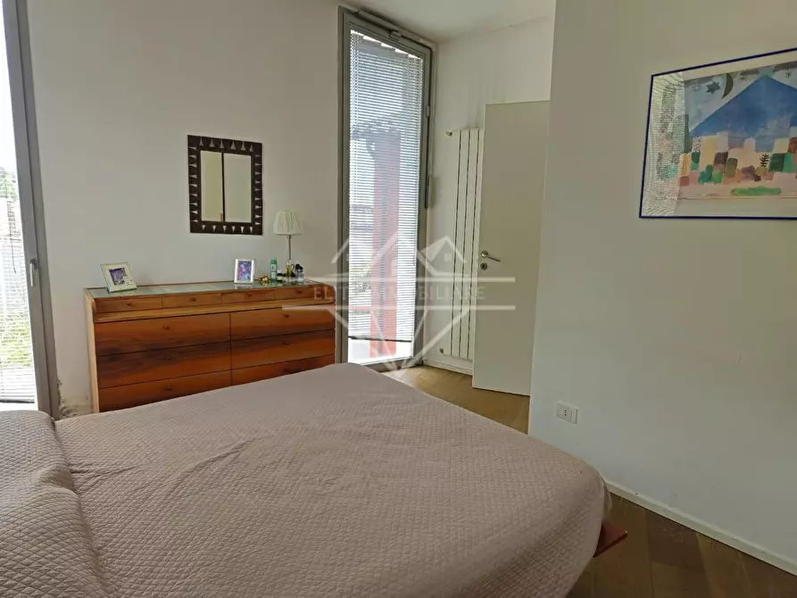 Immagine 28 di Casa indipendente in vendita  a Carrara