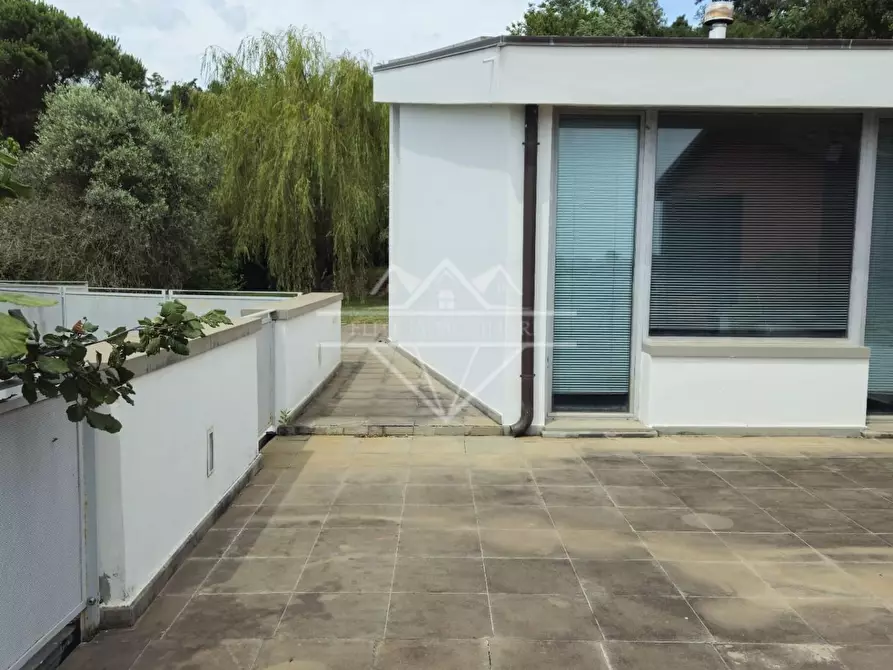 Immagine 60 di Casa indipendente in vendita  a Carrara