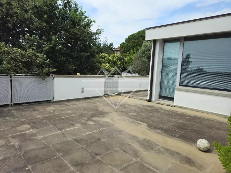 Immagine 49 di Casa indipendente in vendita  a Carrara