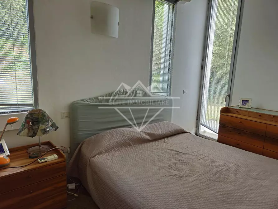 Immagine 27 di Casa indipendente in vendita  a Carrara