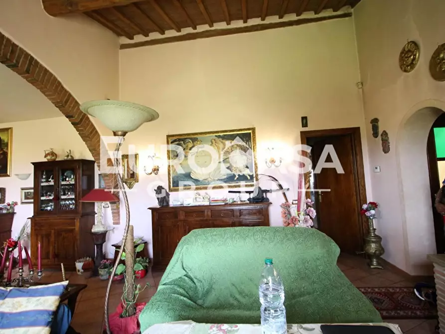 Immagine 9 di Appartamento in vendita  a Pontedera