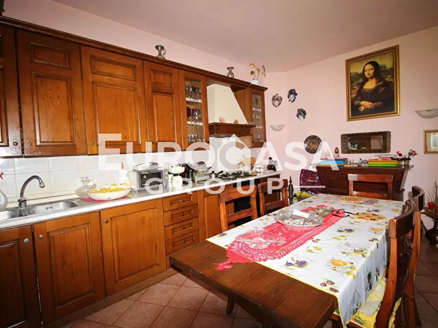 Immagine 6 di Appartamento in vendita  a Pontedera