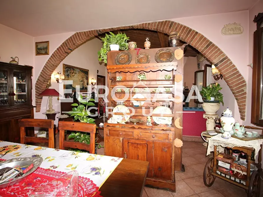 Immagine 8 di Appartamento in vendita  a Pontedera