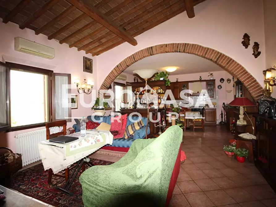 Immagine 3 di Appartamento in vendita  a Pontedera