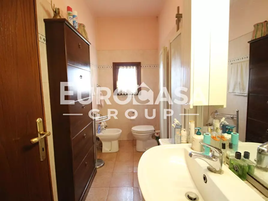 Immagine 10 di Appartamento in vendita  a Pontedera