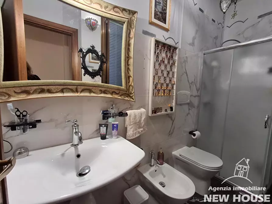 Immagine 7 di Appartamento in vendita  a Pisa