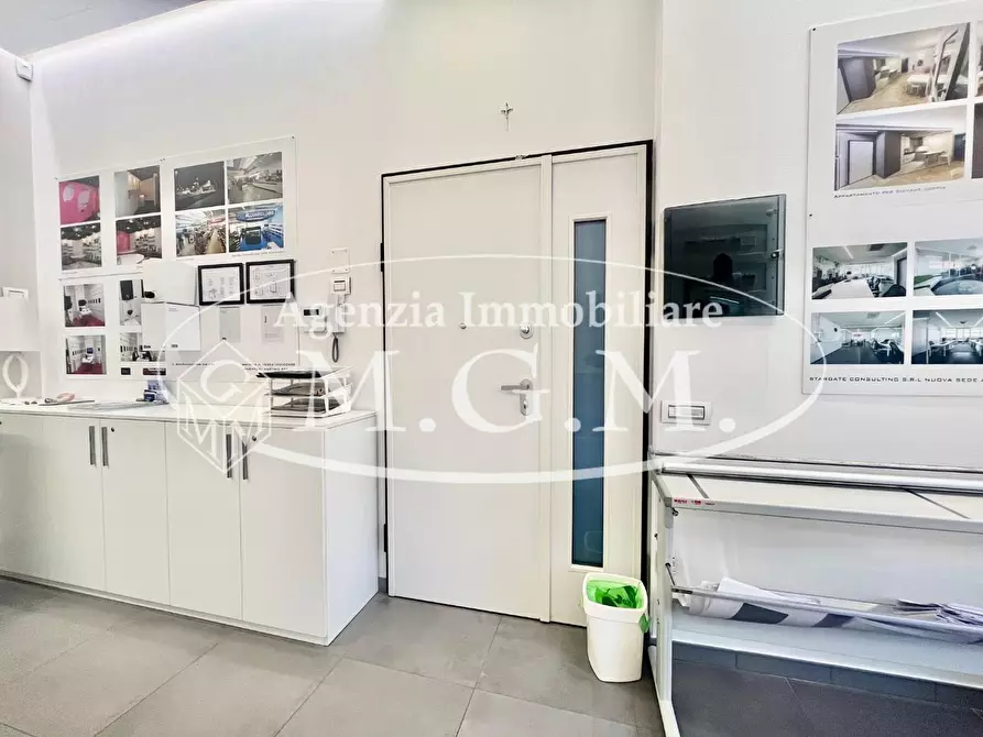 Immagine 4 di Ufficio in affitto  a Pontedera