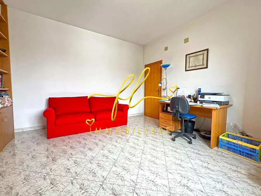 Immagine 17 di Casa bifamiliare in vendita  a Rosignano Marittimo