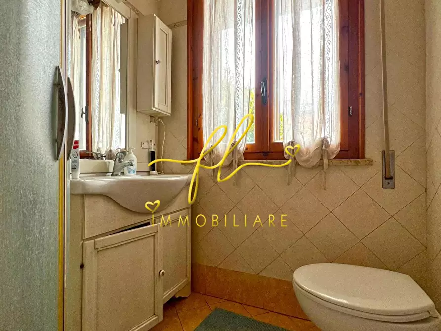 Immagine 24 di Casa bifamiliare in vendita  a Rosignano Marittimo