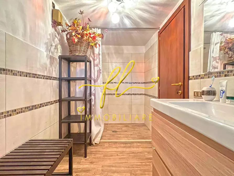 Immagine 14 di Casa bifamiliare in vendita  a Rosignano Marittimo