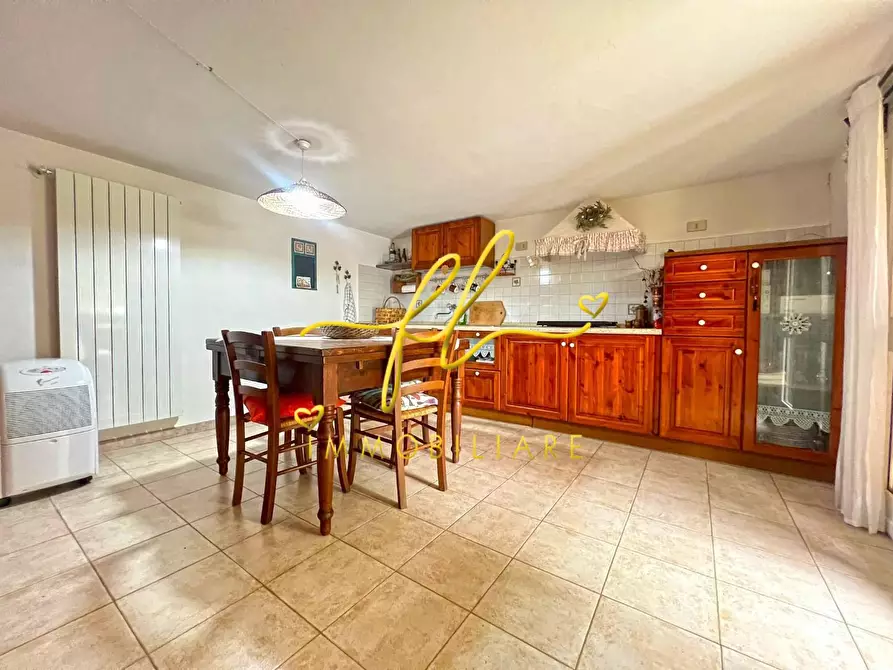 Immagine 20 di Casa bifamiliare in vendita  a Rosignano Marittimo