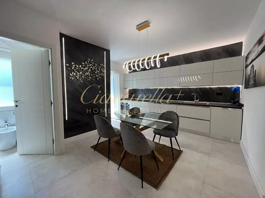 Immagine 18 di Terratetto in affitto  a Forte Dei Marmi