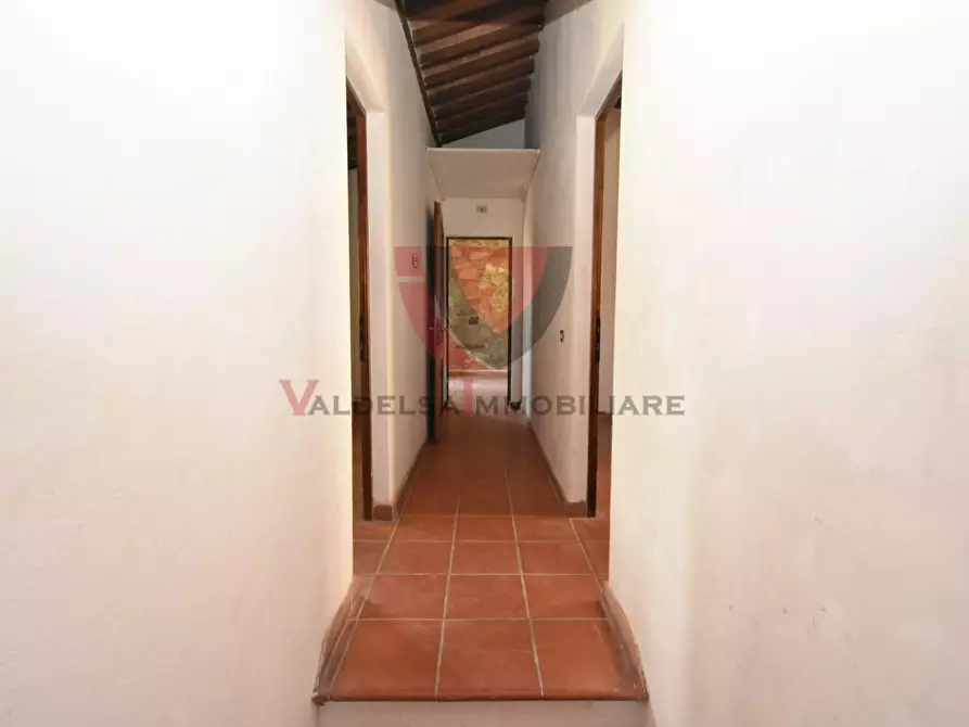 Immagine 13 di Appartamento in vendita  a Colle Di Val D'elsa