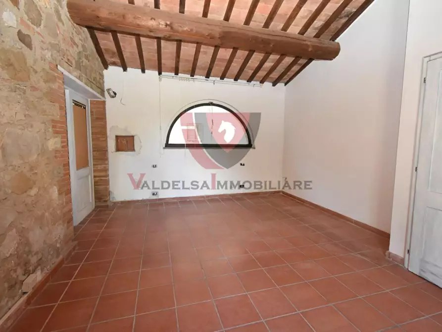 Immagine 26 di Appartamento in vendita  a Colle Di Val D'elsa