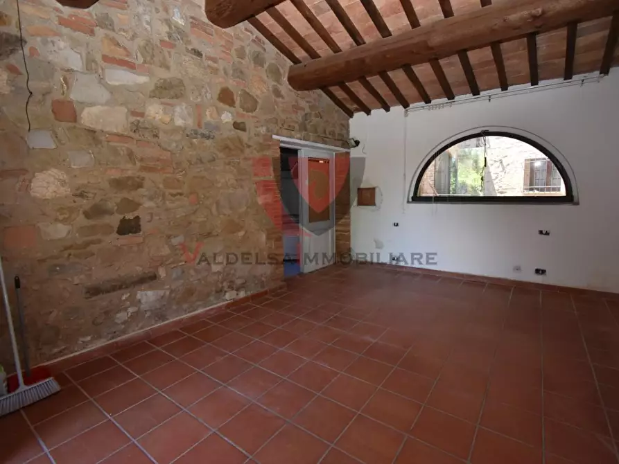 Immagine 23 di Appartamento in vendita  a Colle Di Val D'elsa