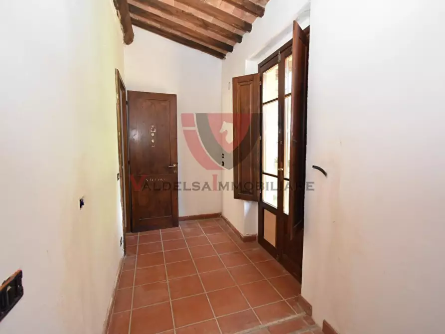 Immagine 18 di Appartamento in vendita  a Colle Di Val D'elsa